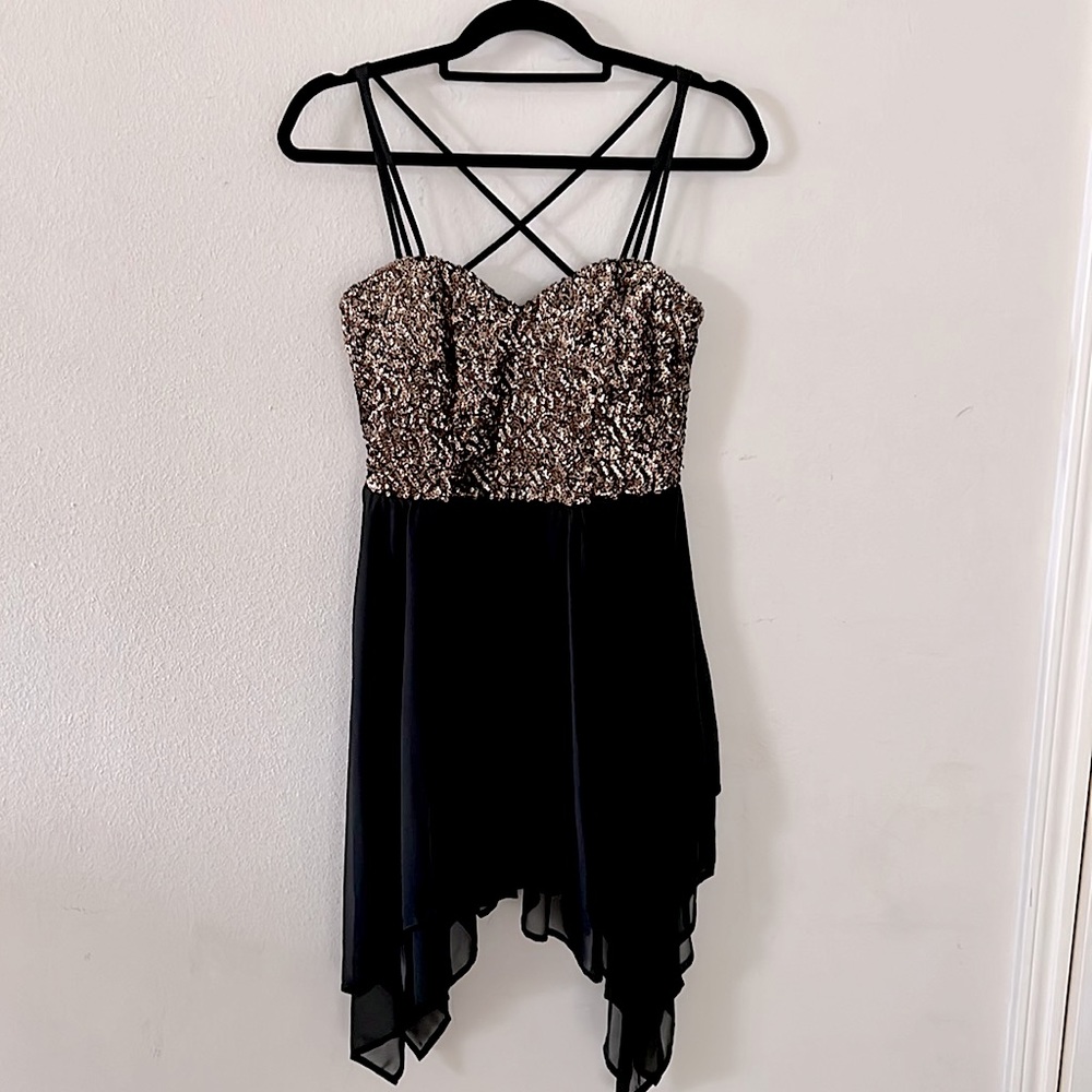 Speechless Sequin Dress Homecoming Prom Party Size Small Gold Black